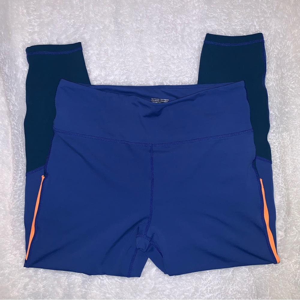 Zyia Light N Tight Curve Pocket Leggings - Picture 7 of 14